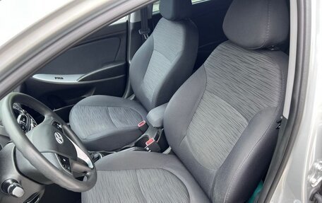 Hyundai Solaris II рестайлинг, 2015 год, 1 080 000 рублей, 10 фотография