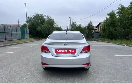 Hyundai Solaris II рестайлинг, 2015 год, 1 080 000 рублей, 6 фотография