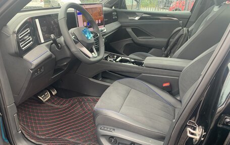 Volkswagen Tiguan, 2025 год, 4 800 000 рублей, 14 фотография