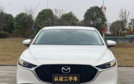 Mazda 3, 2022 год, 1 730 000 рублей, 2 фотография