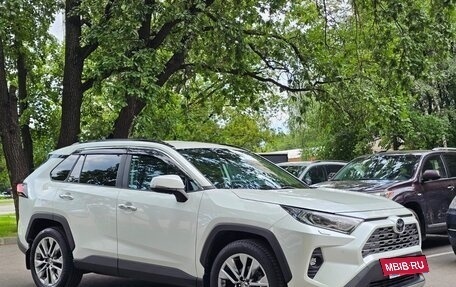 Toyota RAV4, 2020 год, 4 190 000 рублей, 9 фотография
