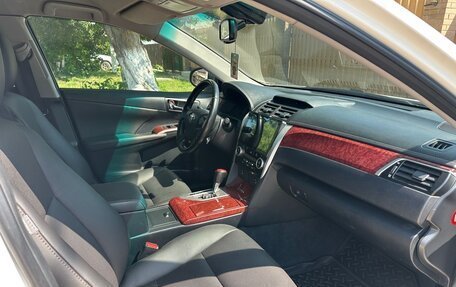 Toyota Camry, 2014 год, 1 770 000 рублей, 9 фотография