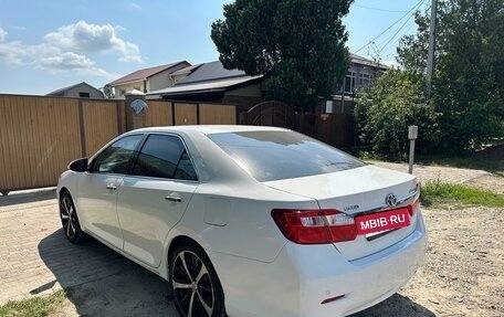 Toyota Camry, 2014 год, 1 770 000 рублей, 4 фотография