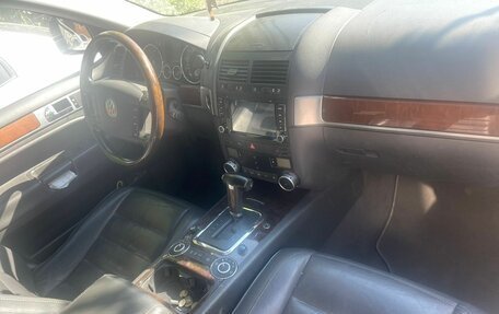 Volkswagen Touareg III, 2004 год, 900 000 рублей, 16 фотография