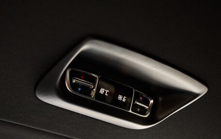 Mercedes-Benz V-Класс, 2025 год, 13 325 000 рублей, 20 фотография