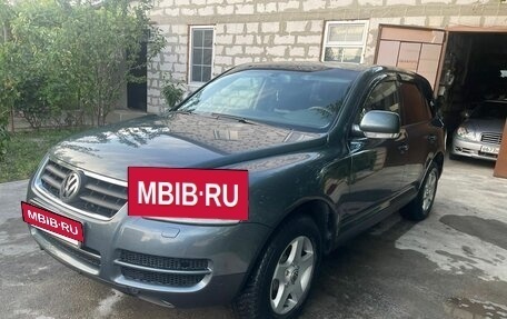 Volkswagen Touareg III, 2004 год, 900 000 рублей, 8 фотография
