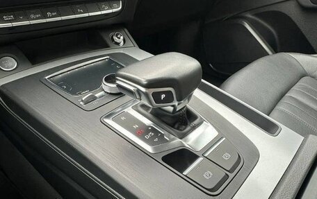 Audi Q5, 2019 год, 2 700 000 рублей, 25 фотография