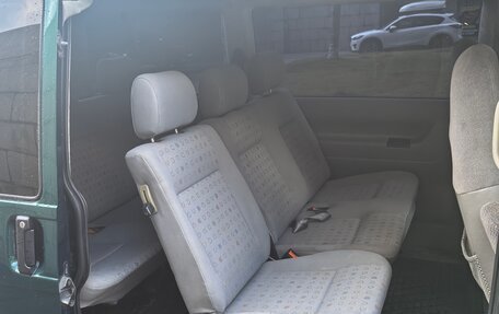 Volkswagen Caravelle T4, 2001 год, 1 300 000 рублей, 9 фотография