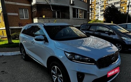 KIA Sorento III Prime рестайлинг, 2019 год, 2 500 000 рублей, 3 фотография