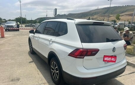 Volkswagen Tiguan II, 2021 год, 1 899 000 рублей, 4 фотография
