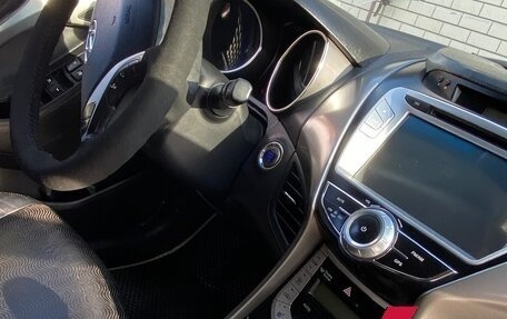 Hyundai Avante, 2012 год, 1 100 000 рублей, 3 фотография