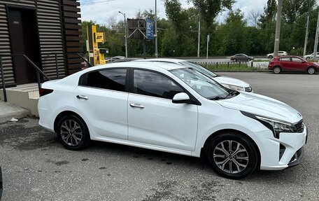 KIA Rio IV, 2020 год, 1 840 000 рублей, 2 фотография