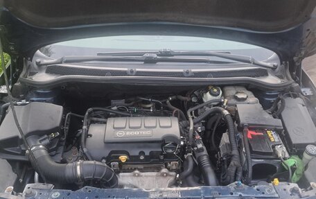 Opel Astra J, 2011 год, 800 000 рублей, 9 фотография