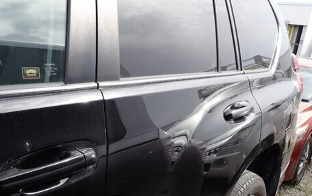 Toyota Land Cruiser Prado 150 рестайлинг 2, 2018 год, 4 780 000 рублей, 9 фотография