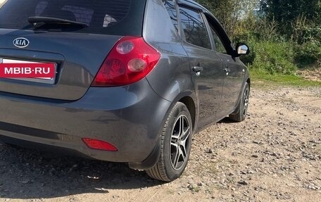 KIA cee'd I рестайлинг, 2009 год, 566 000 рублей, 5 фотография