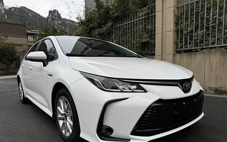 Toyota Corolla, 2025 год, 2 530 000 рублей, 2 фотография
