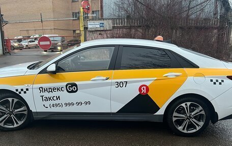 Hyundai Elantra, 2021 год, 1 380 000 рублей, 3 фотография