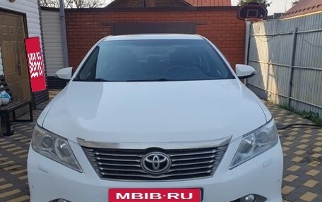 Toyota Camry, 2012 год, 1 280 000 рублей, 2 фотография