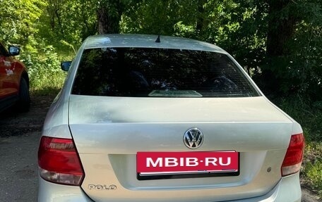 Volkswagen Polo VI (EU Market), 2012 год, 750 000 рублей, 2 фотография