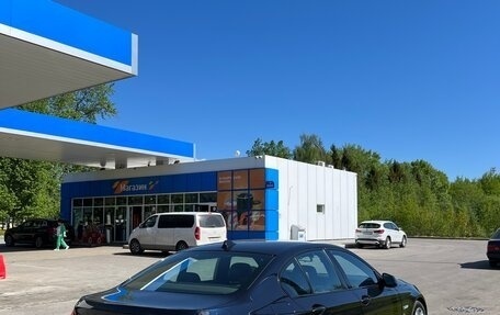 BMW 5 серия, 2011 год, 1 999 999 рублей, 4 фотография