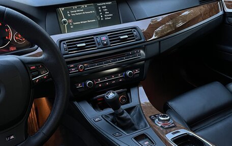 BMW 5 серия, 2011 год, 1 999 999 рублей, 18 фотография