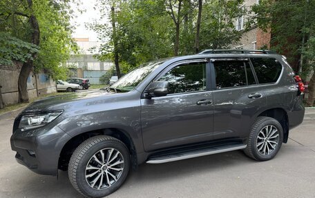 Toyota Land Cruiser Prado 150 рестайлинг 2, 2019 год, 6 000 000 рублей, 5 фотография