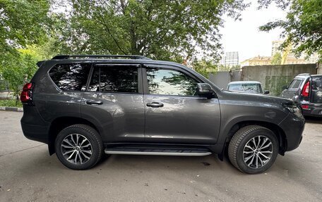 Toyota Land Cruiser Prado 150 рестайлинг 2, 2019 год, 6 000 000 рублей, 8 фотография