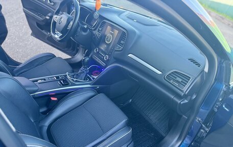 Renault Megane IV, 2017 год, 1 780 000 рублей, 9 фотография