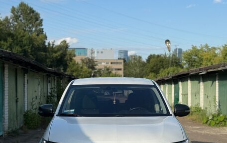 Mitsubishi Outlander III рестайлинг 3, 2018 год, 2 050 000 рублей, 2 фотография