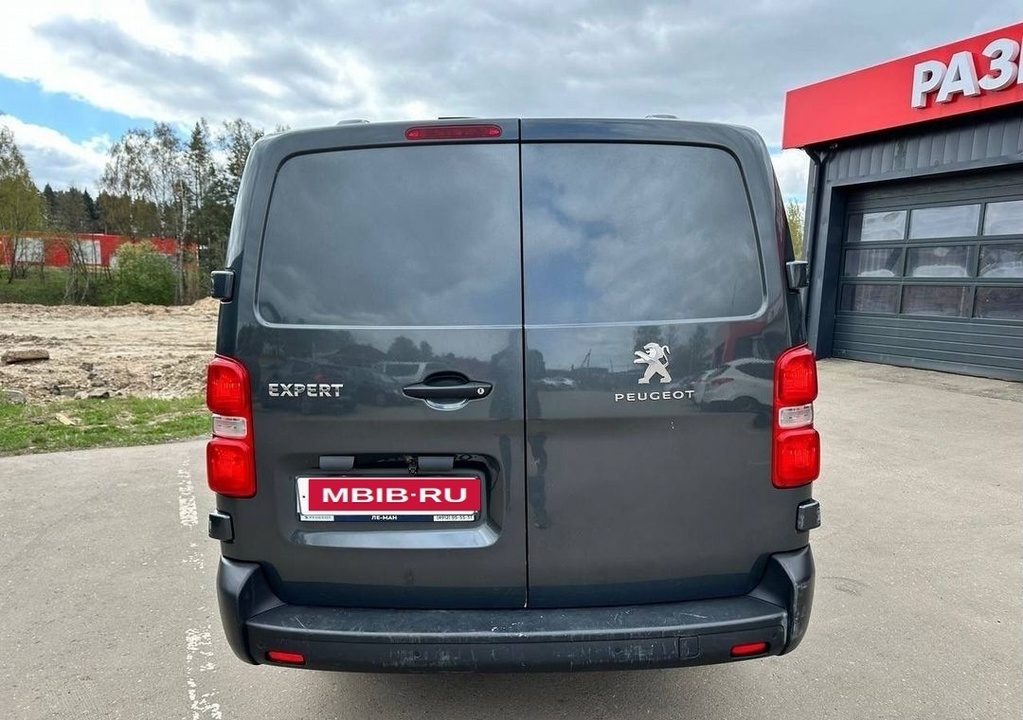 Peugeot Expert, 2018 год, 1 630 000 рублей, 3 фотография