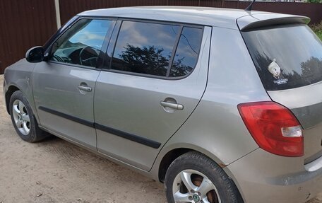 Skoda Fabia II, 2011 год, 600 000 рублей, 2 фотография