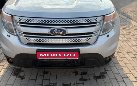 Ford Explorer VI, 2014 год, 1 950 000 рублей, 2 фотография