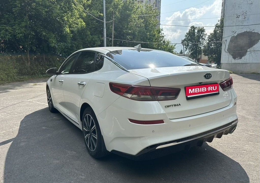 KIA Optima, 2019 год, 2 080 000 рублей, 6 фотография