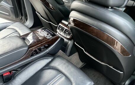Audi A8, 2010 год, 1 200 000 рублей, 5 фотография