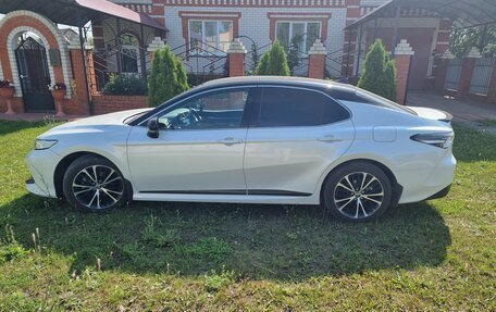 Toyota Camry, 2020 год, 2 950 000 рублей, 3 фотография
