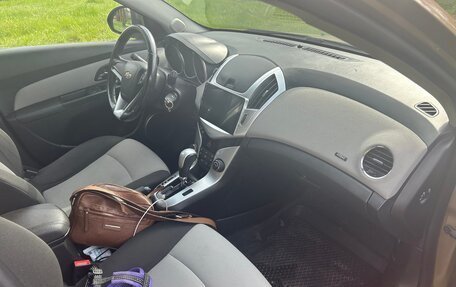 Chevrolet Cruze II, 2013 год, 700 000 рублей, 7 фотография