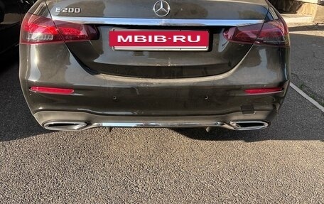 Mercedes-Benz E-Класс, 2020 год, 2 890 000 рублей, 2 фотография