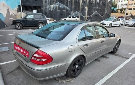 Mercedes-Benz E-Класс, 2003 год, 1 030 000 рублей, 4 фотография