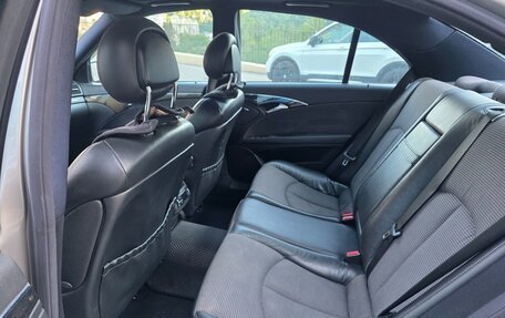 Mercedes-Benz E-Класс, 2003 год, 1 030 000 рублей, 10 фотография