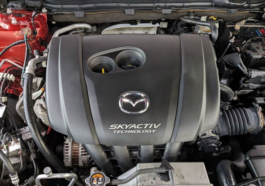 Mazda 6 GJ рестайлинг, 2018 год, 1 915 000 рублей, 9 фотография