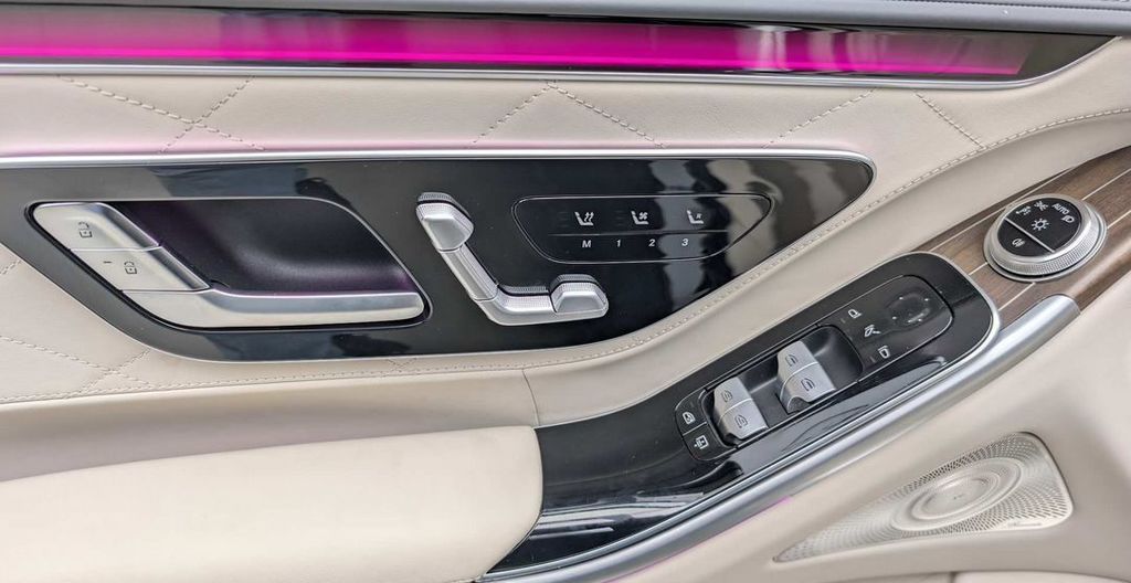 Mercedes-Benz S-Класс, 2024 год, 149 000 000 рублей, 6 фотография