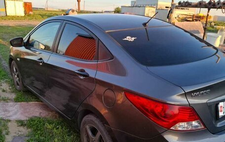Hyundai Solaris II рестайлинг, 2013 год, 870 000 рублей, 5 фотография
