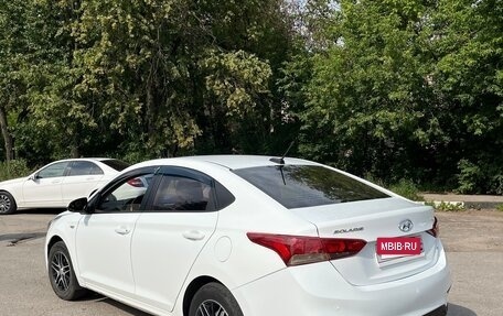 Hyundai Solaris II рестайлинг, 2017 год, 950 000 рублей, 7 фотография
