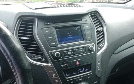 Hyundai Santa Fe III рестайлинг, 2018 год, 2 600 000 рублей, 6 фотография
