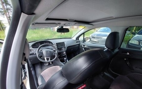 Peugeot 208 II, 2013 год, 985 000 рублей, 9 фотография