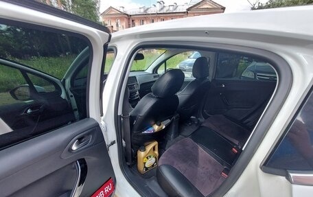 Peugeot 208 II, 2013 год, 985 000 рублей, 8 фотография
