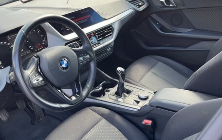 BMW 1 серия, 2020 год, 2 050 000 рублей, 5 фотография