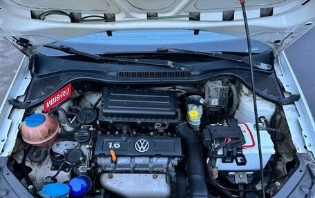 Volkswagen Polo VI (EU Market), 2011 год, 450 000 рублей, 2 фотография