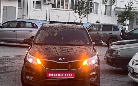 KIA Rio III рестайлинг, 2015 год, 1 000 000 рублей, 2 фотография