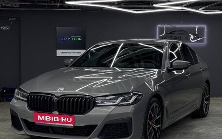 BMW 5 серия, 2020 год, 6 000 000 рублей, 13 фотография